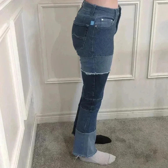 Jeans - Picture 5 of 15